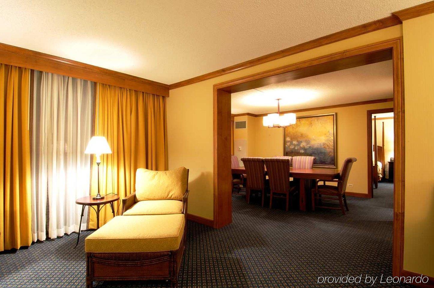 Doubletree By Hilton Chicago - Oak Brook Hotel Bilik gambar